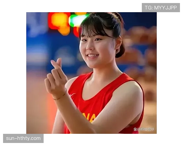 李月汝训练完直接拎爱马仕去吃宵夜? 李月汝训练完直接拎爱马仕去吃宵夜?